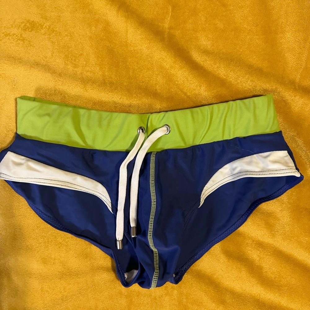 Swim briefs